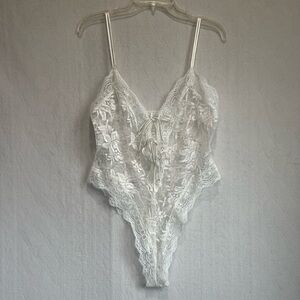 Bodysuit Victoria's Secret VS Vtg  Lace Plunge Lingerie Teddy Sz M Gold Label